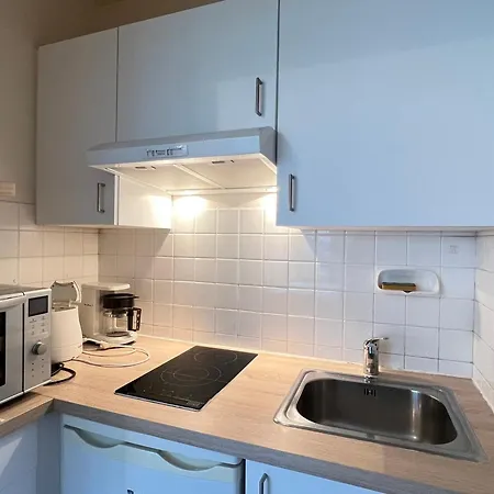 Apartment Lumineux Avec Balcon A Aix-les-bains, Proche Centre-ville, Classe 2** Etoiles! - Fr-1-555-38 Aix-les-Bains